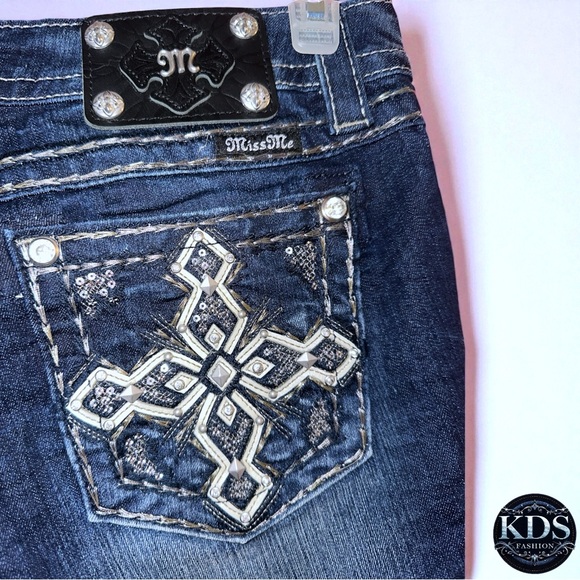 Miss Me Signature Bootcut Jeans Sz 28 — Crystal Front Sequin Cross Back Pockets - Picture 10 of 11